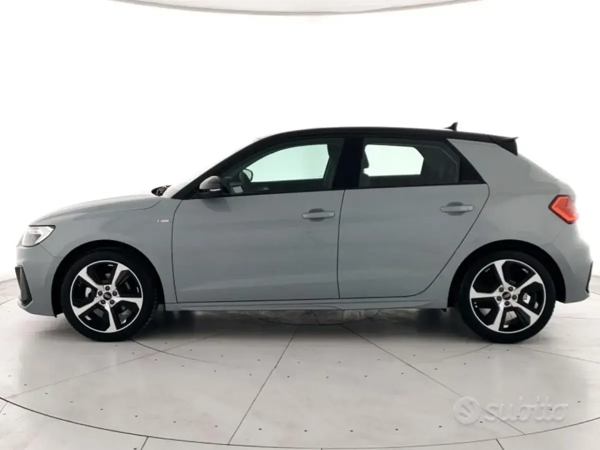 Nuova Audi A1 Sportback S-Line 116 CV (85 kW) 2026 Grigio Utilitaria