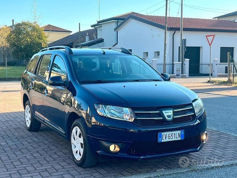 Usata Dacia Logan 75 CV (55 kW) 2014 Blu Station wagon