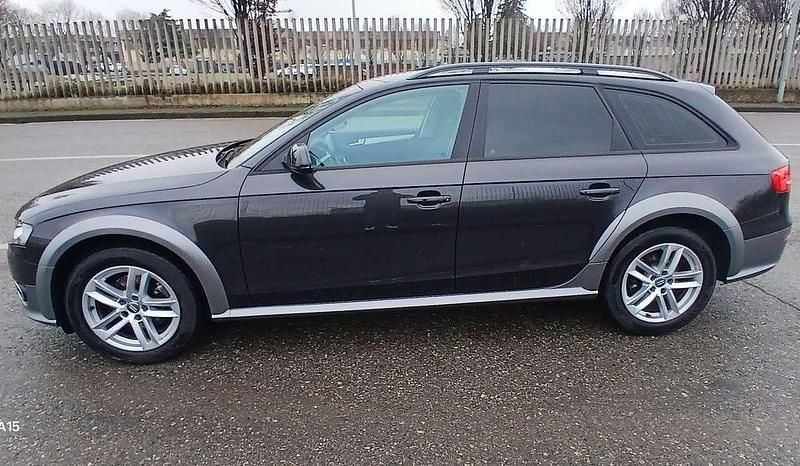 Usata Audi A4 Allroad 170 CV (125 kW) 2011 Verice metallizzata Station wagon
