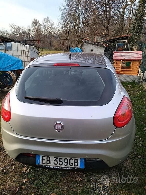 Usata Fiat Bravo Emotion 120 CV (88 kW) 2010 Grigio Utilitaria