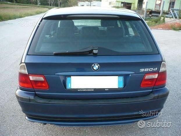 Usata BMW 320 150 CV (110 kW) 2003 Blu Station wagon