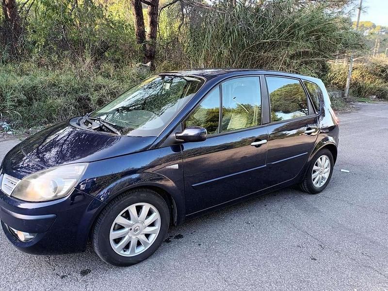 Usata Renault Scénic III Dynamique 131 CV (96 kW) 2009 Monovolume