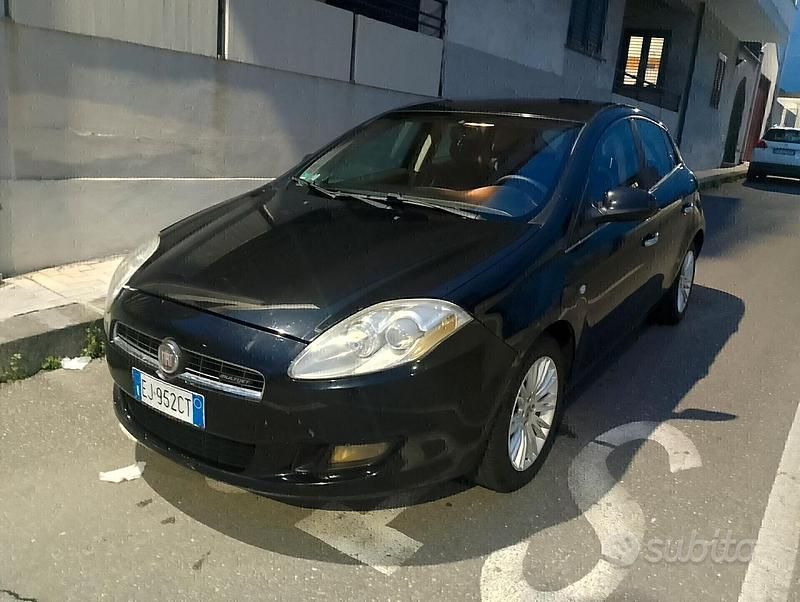 Usata Fiat Bravo Sport 120 CV (88 kW) 2011 Nero Utilitaria