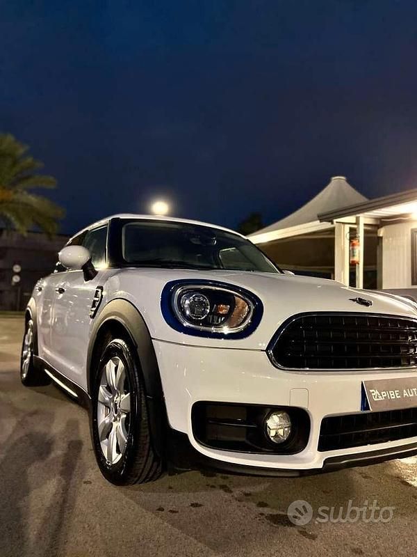 Usata Mini Cooper Countryman Business 115 CV (84 kW) 2018 Bianco SUV