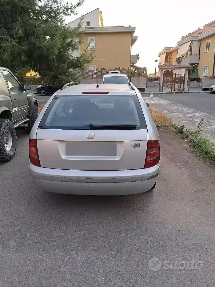Usata Skoda Octavia 101 CV (74 kW) 2003 Grigio Station wagon