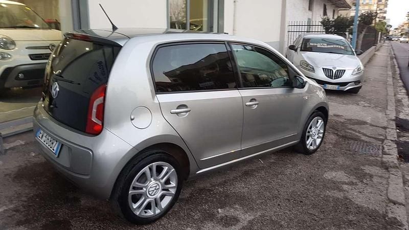 Usata VW up! Highline 68 CV (50 kW) 2014 Utilitaria
