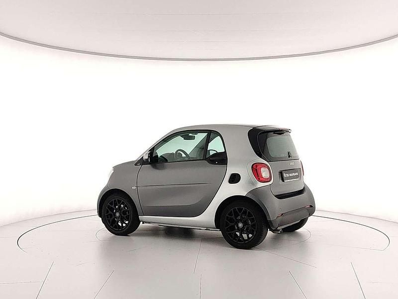 Usata Smart ForTwo Coupé Passion 71 CV (52 kW) 2018 Grigio Utilitaria
