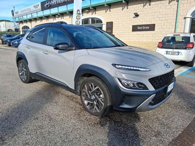 Usata Hyundai Kona 141 CV (103 kW) 2022 Grigio SUV