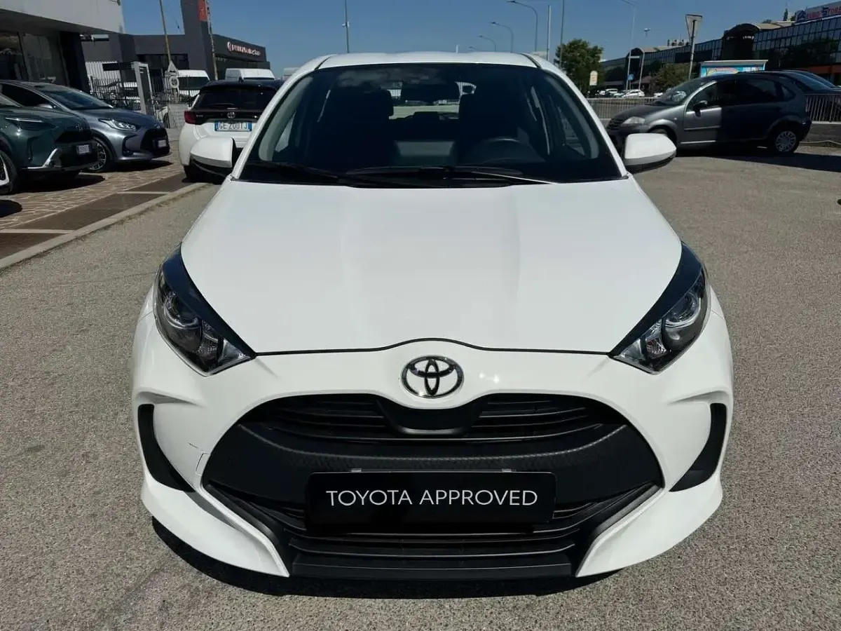 Usata Toyota Yaris Hybrid Active 116 CV (85 kW) 2025 Other Berlina