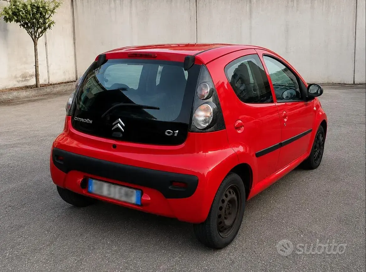 Usata Citroën C1 68 CV (50 kW) 2006 Rosso Utilitaria