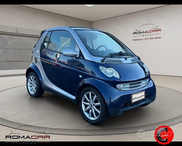 Usata Smart ForTwo Cabrio Pure 61 CV (44 kW) 2006 Blu Cabrio