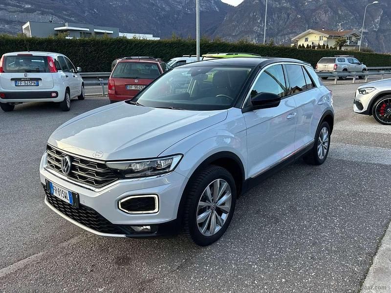 Usata VW T-Roc Style 150 CV (110 kW) 2018 Bianco SUV