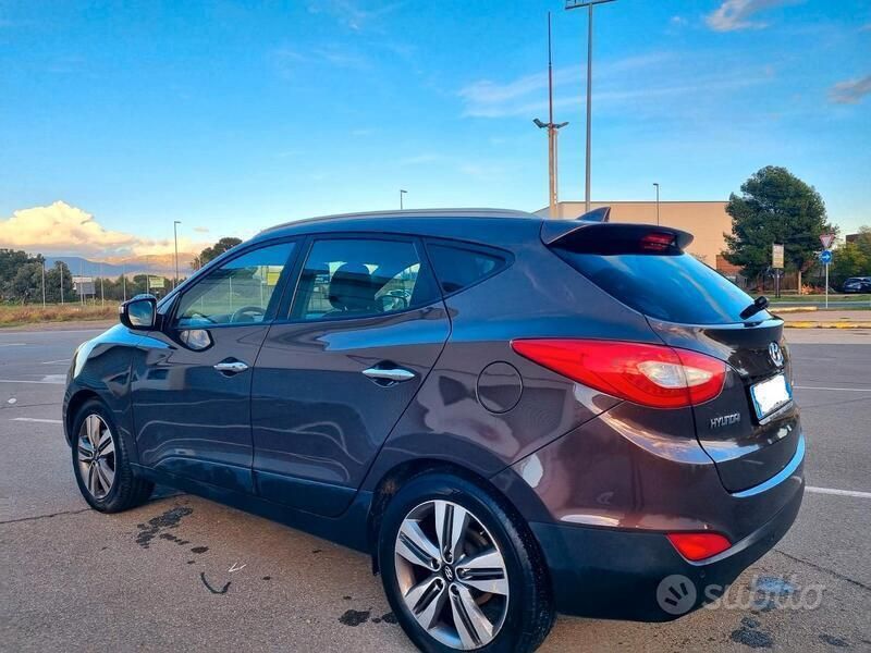 Usata Hyundai ix35 Xpossible 136 CV (100 kW) 2014 Marrone SUV