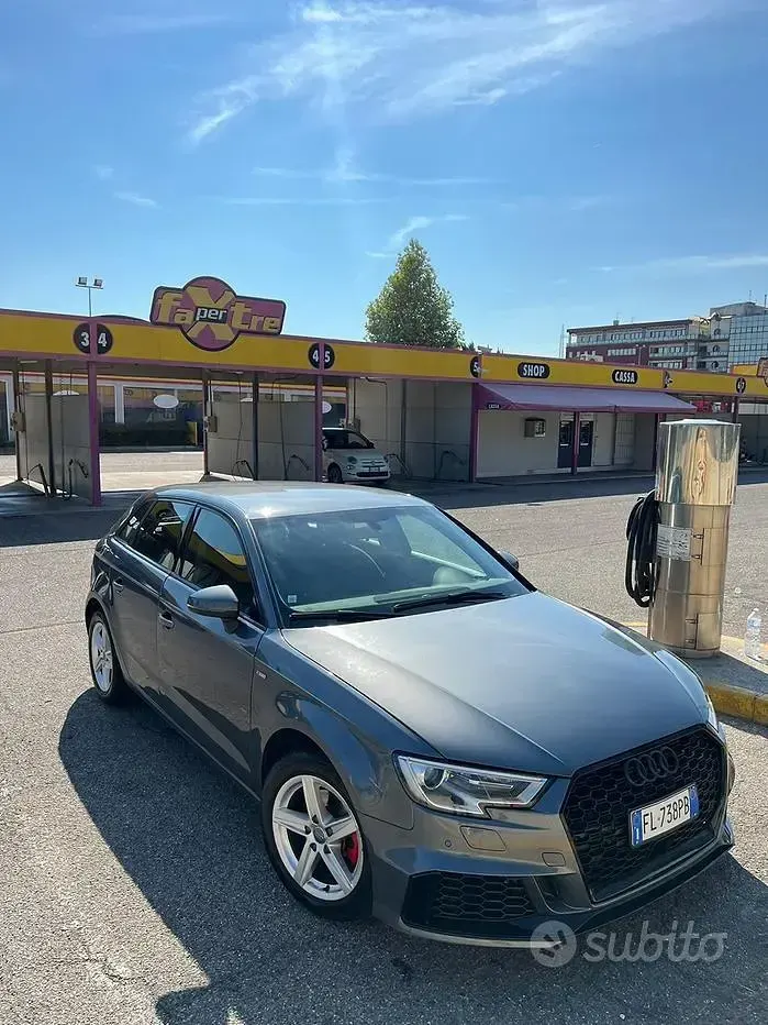 Usata Audi A3 Ambiente 116 CV (85 kW) 2017 Bluazzurro Berlina
