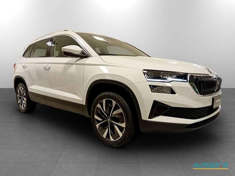 Nuova Skoda Karoq Style 150 CV (110 kW) 2025 Bianco luna metallizzato SUV