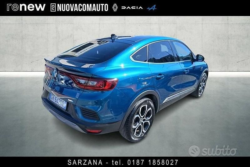 Usata Renault Arkana Intens 145 CV (106 kW) 2022 Blu SUV