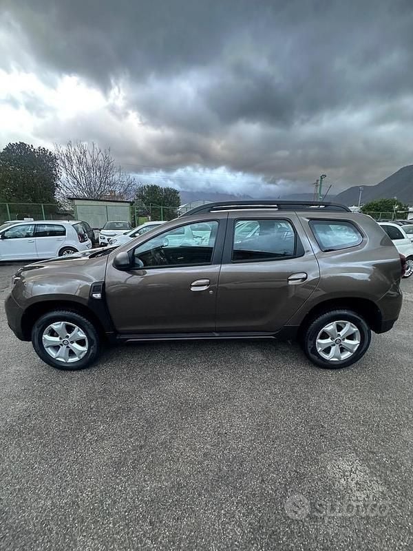 Usata Dacia Duster Prestige 114 CV (83 kW) 2018 Marrone SUV