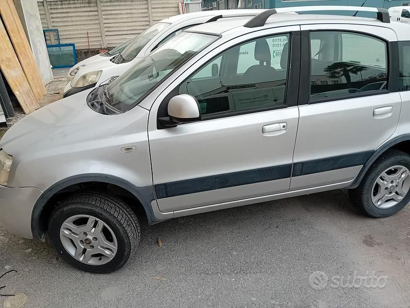 Usata Fiat Panda 69 CV (50 kW) 2011 Berlina