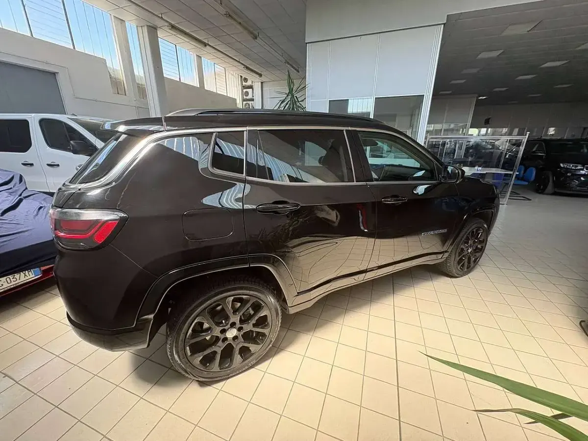 Usata Jeep Compass Limited 131 CV (96 kW) 2024 Nero SUV