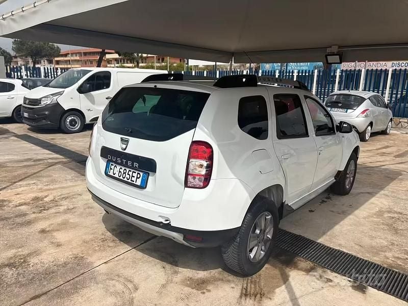 Usata Dacia Duster Urban Explorer 110 CV (80 kW) 2016 Bianco SUV