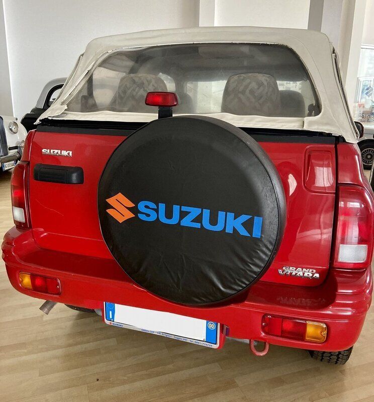 Usata Suzuki Grand Vitara 94 CV (69 kW) 2000 Rosso SUV