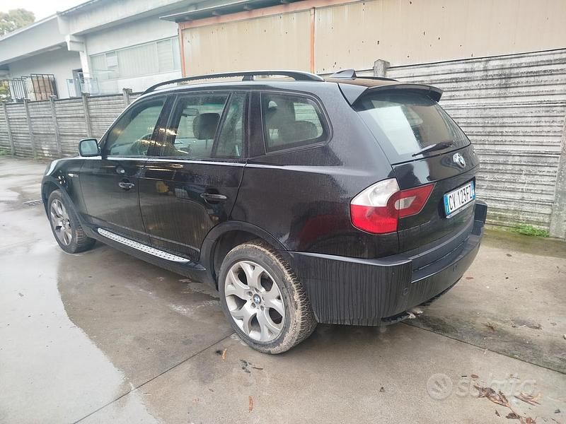 Usata BMW X3 Sport Line 218 CV (160 kW) 2005 Nero SUV