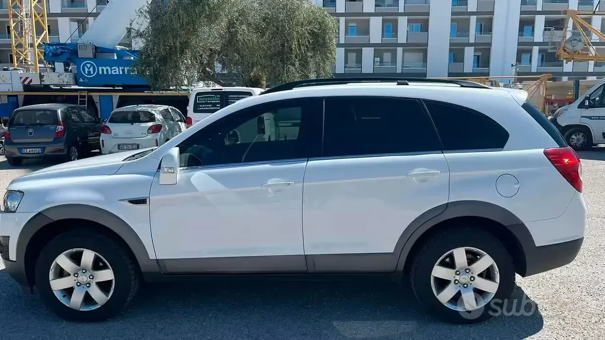 Usata Chevrolet Captiva 163 CV (119 kW) 2013 Bianco SUV