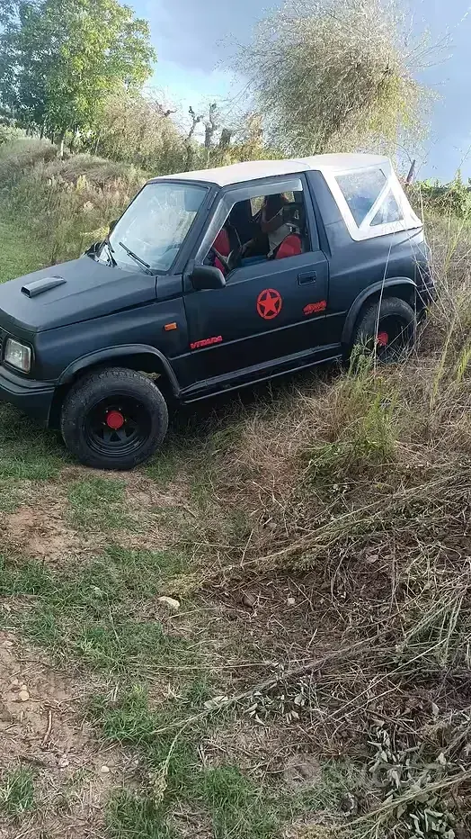 Usata Suzuki Vitara 75 CV (55 kW) 1993 Cabrio
