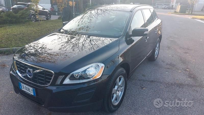 Usata Volvo XC60 Momentum 163 CV (119 kW) 2013 Nero SUV