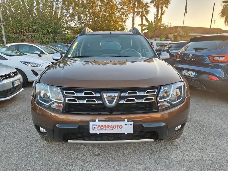 Usata Dacia Duster Expression 125 CV (91 kW) 2015 Marrone SUV