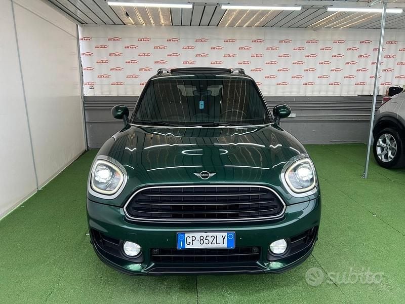 Usado Mini Countryman 150 CV (110 kW) 2018 Verde SUV