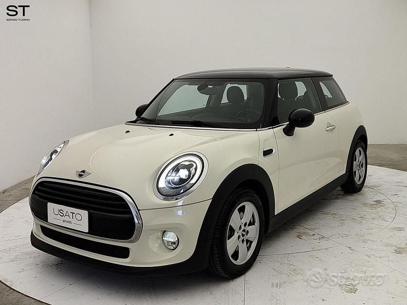 Giallo Usata 2017 Mini Cooper Due volumi | 13.900 € (Buon prezzo) - Immagine 1/4
