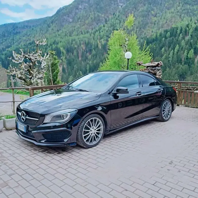 Usata Mercedes CLA220 Premium 177 CV (130 kW) 2015 Nero Coupé