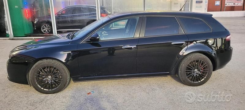 Usata Alfa Romeo 159 150 CV (110 kW) 2007 Nero Station wagon