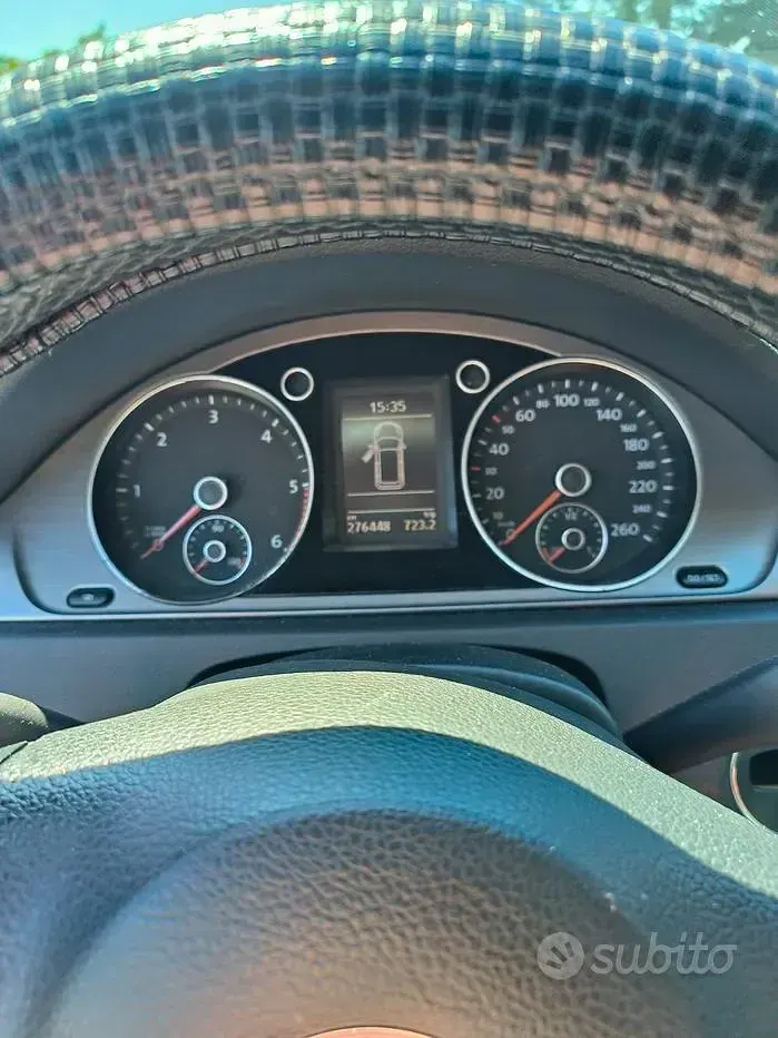 Usata VW Passat 140 CV (102 kW) 2011 Grigio Station wagon