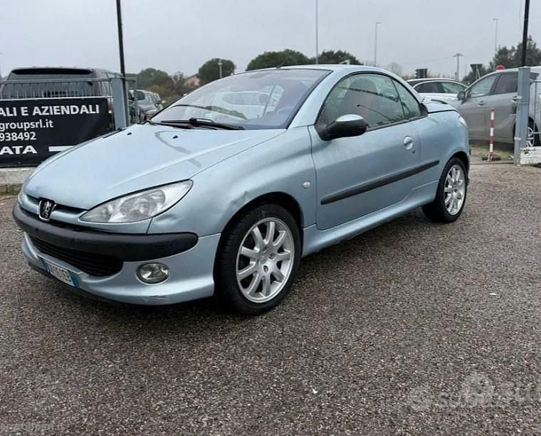 Usata Peugeot 206 CC 2004 Blu Cabrio