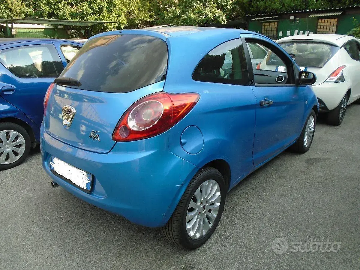 Usata Ford Ka 69 CV (50 kW) 2011 Blu Utilitaria