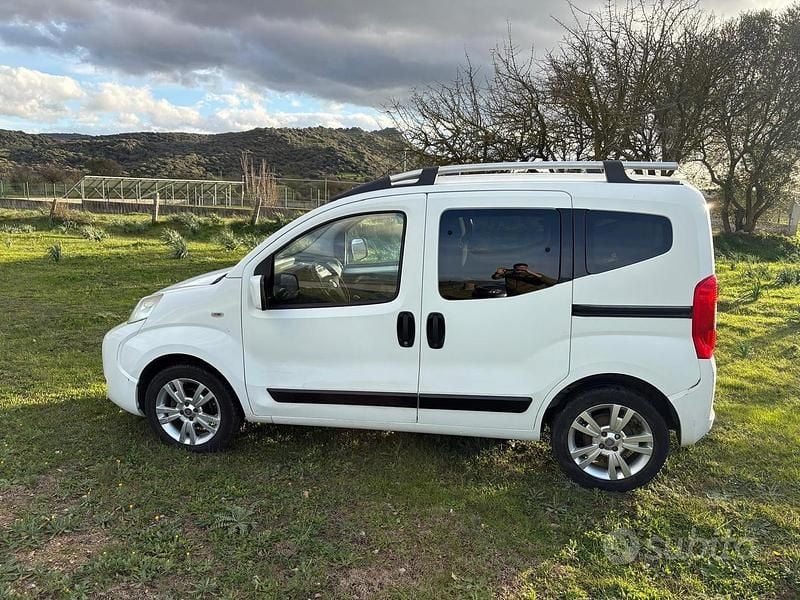 Usata Fiat Fiorino Trekking 75 CV (55 kW) 2011 Bianco Monovolume