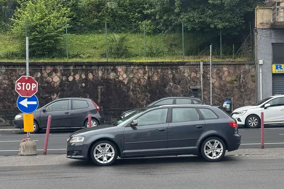 Usata Audi A3 Ambiente 140 CV (102 kW) 2010 Utilitaria