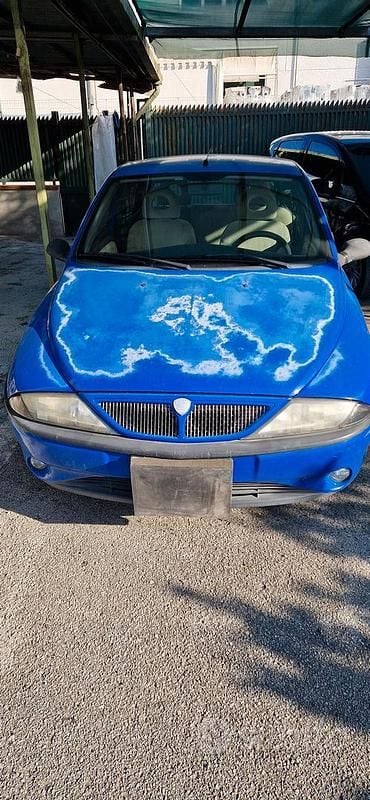 Usata Lancia Ypsilon 54 CV (39 kW) 1999 Utilitaria