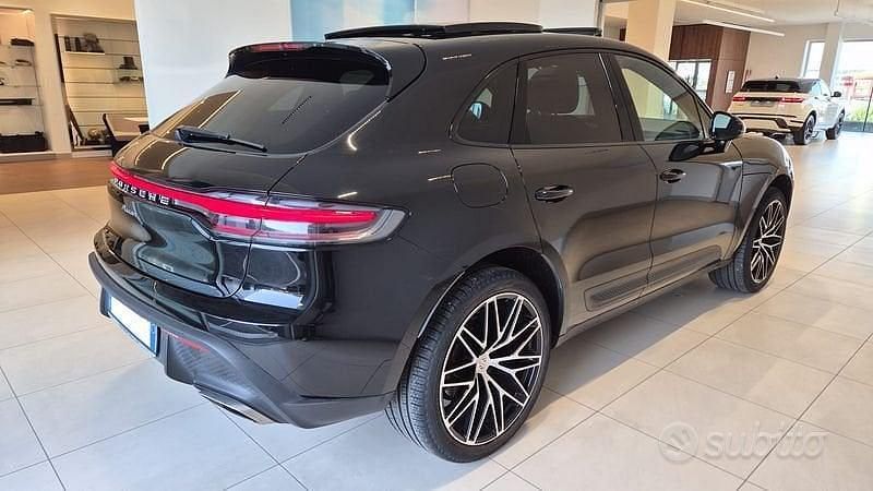 Usata Porsche Macan 265 CV (194 kW) 2023 Nero SUV