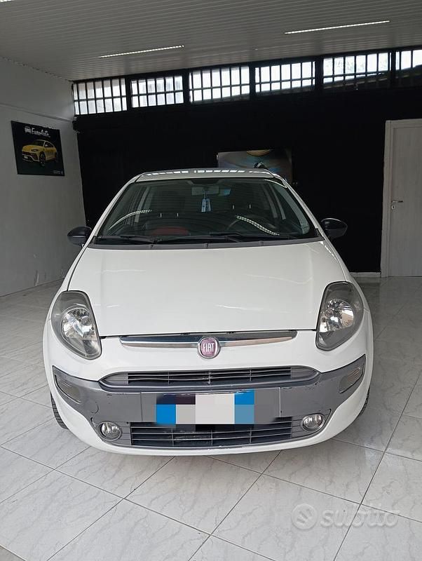 Usata Fiat Punto Evo 77 CV (56 kW) 2009 Bianco Utilitaria