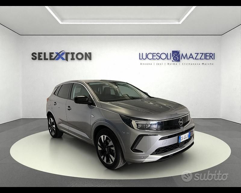 Usata Opel Grandland X Business Elegance 131 CV (96 kW) 2023 Grigio SUV