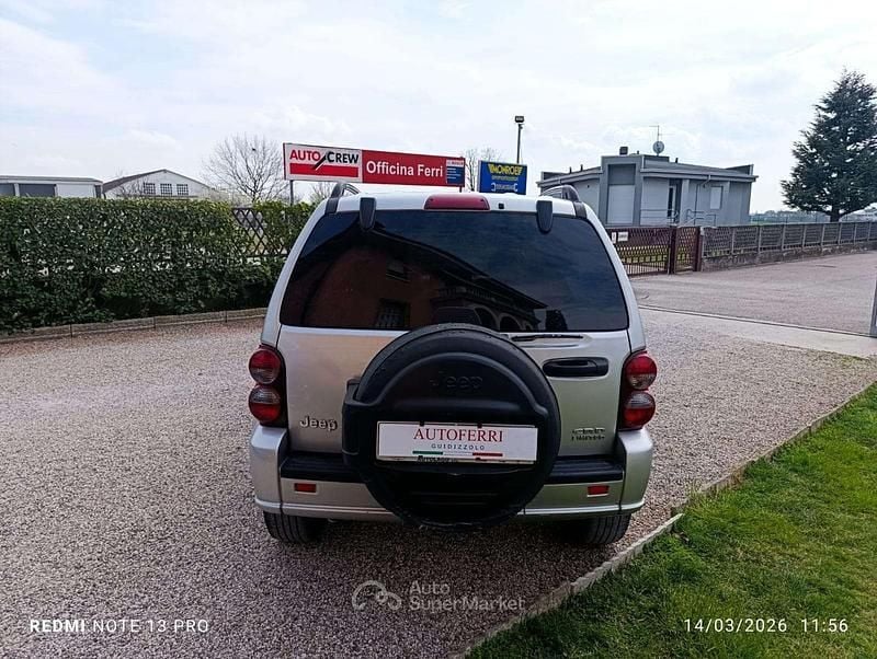 Usata Jeep Cherokee Limited 163 CV (119 kW) 2008 Argento SUV