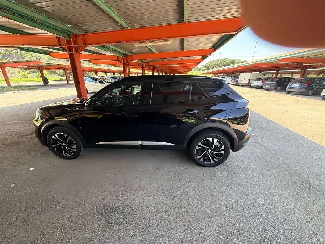 Usata Peugeot 2008 GT 110 CV (80 kW) 2021 Nero SUV