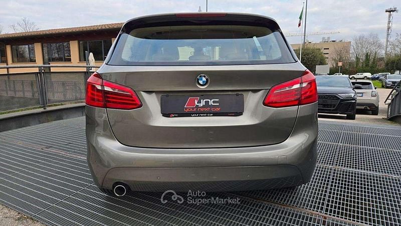 Usata BMW 216 Active Tourer Efficient Dynamics 116 CV (85 kW) 2015 Grigio Monovolume