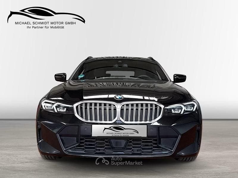 Usata BMW 320 190 CV (139 kW) 2023 Nero Station wagon