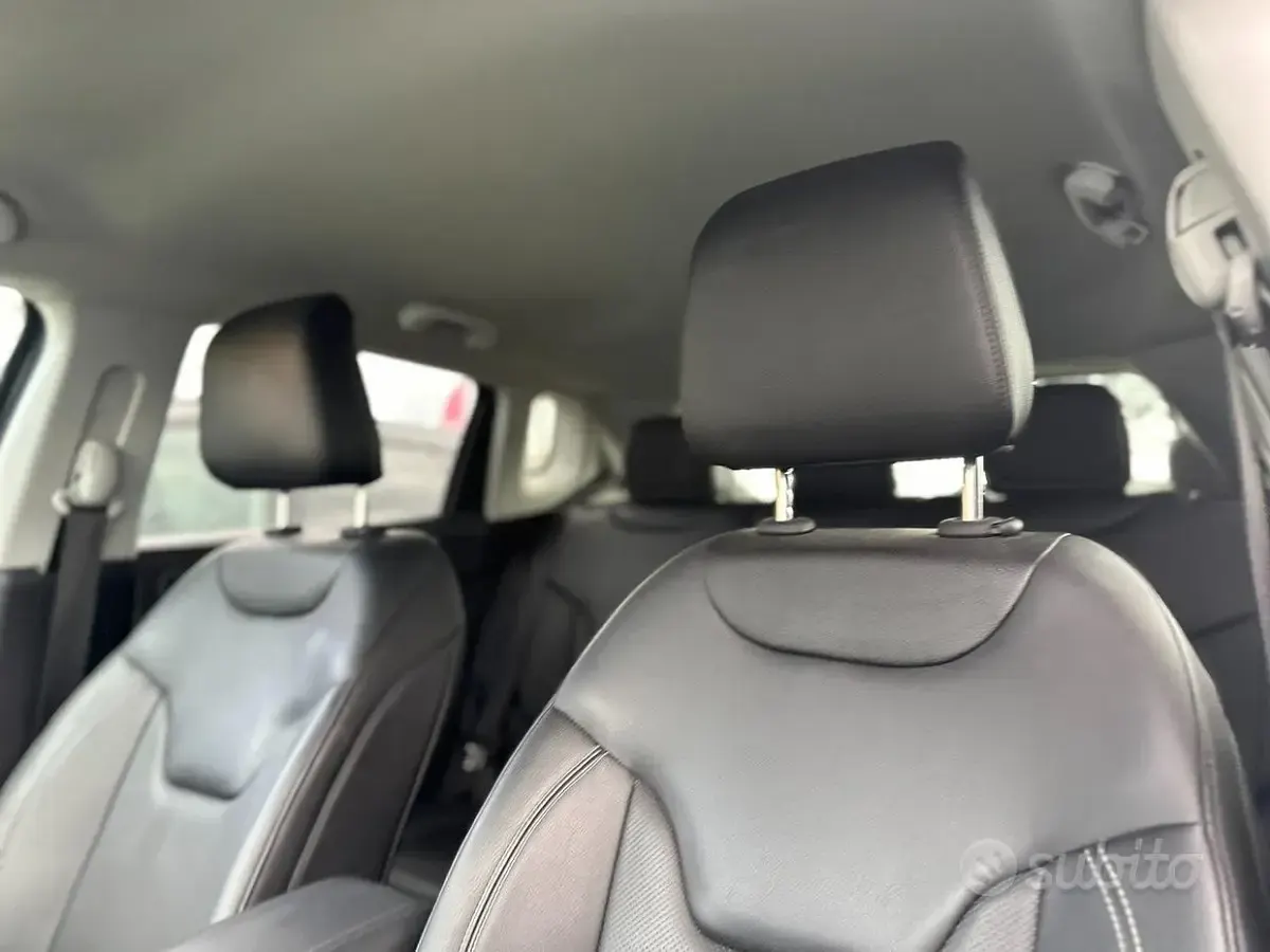 Usata Jeep Compass 131 CV (96 kW) 2024 Grigio SUV