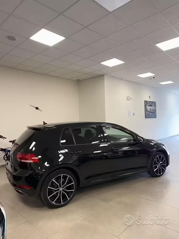 Usata VW Golf VII Sport 115 CV (84 kW) 2018 Nero Berlina