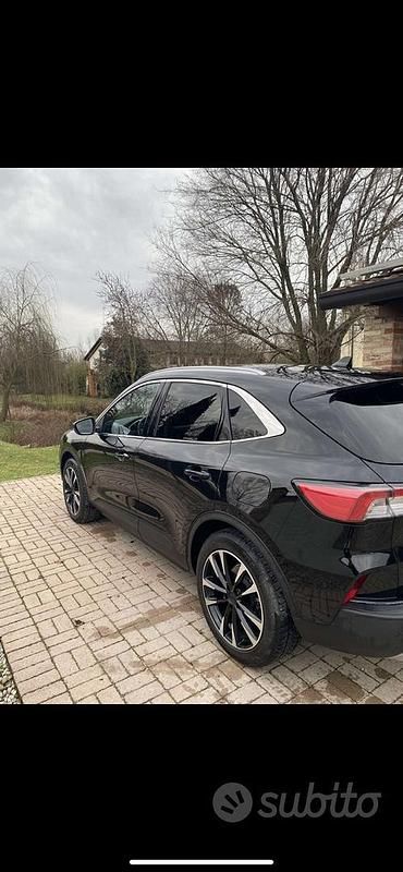 Usata Ford Kuga Business Edition 120 CV (88 kW) 2020 Nero SUV